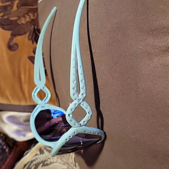 Seafoam Green Rhinestone Sunglasses - Picture 6 of 8